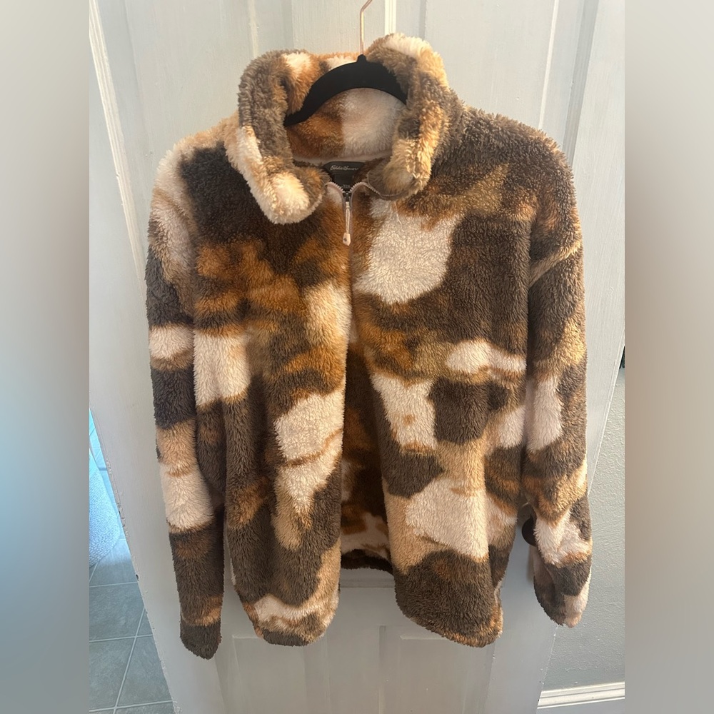 Eddie Bauer Tan and Cream Fleece